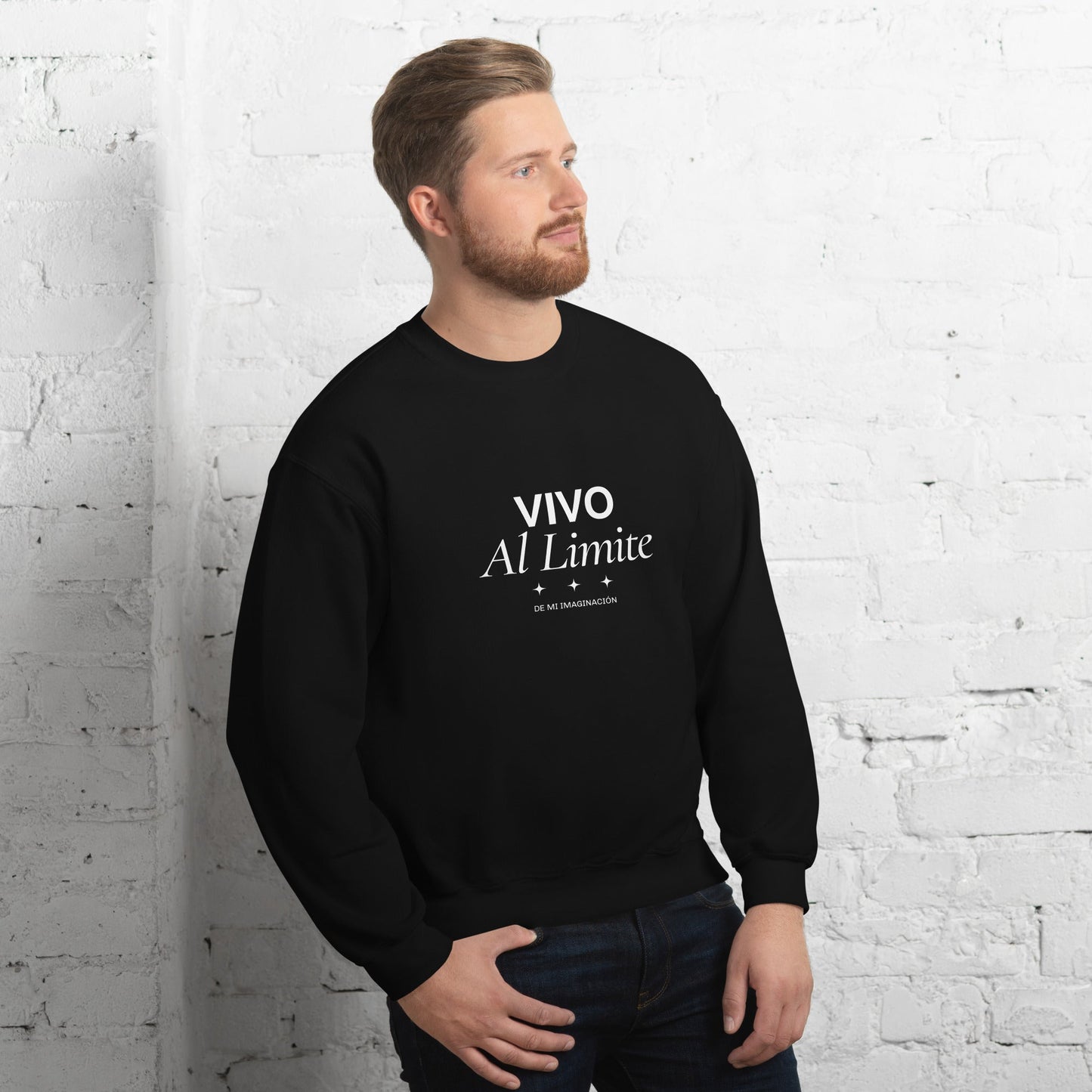 Sudadera clásica unisex: "Vivo al límite de mi imaginación" - La Charlatana