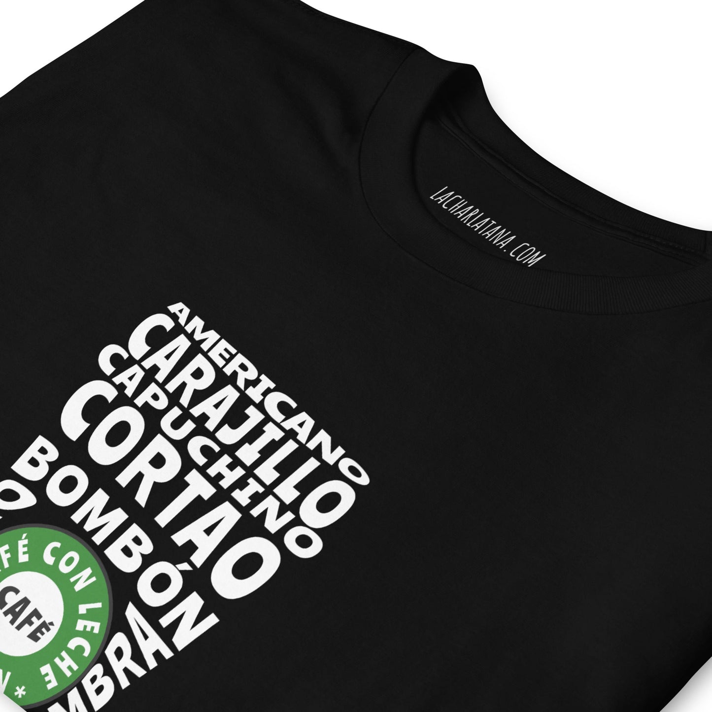 Camiseta clásica unisex: "Café con Acento Andaluz" - La Charlatana