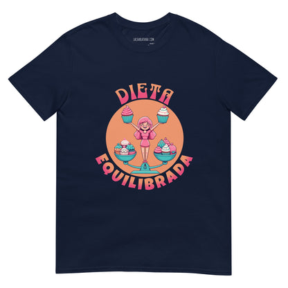 Camiseta clásica unisex: "Dieta equilibrada" - La Charlatana