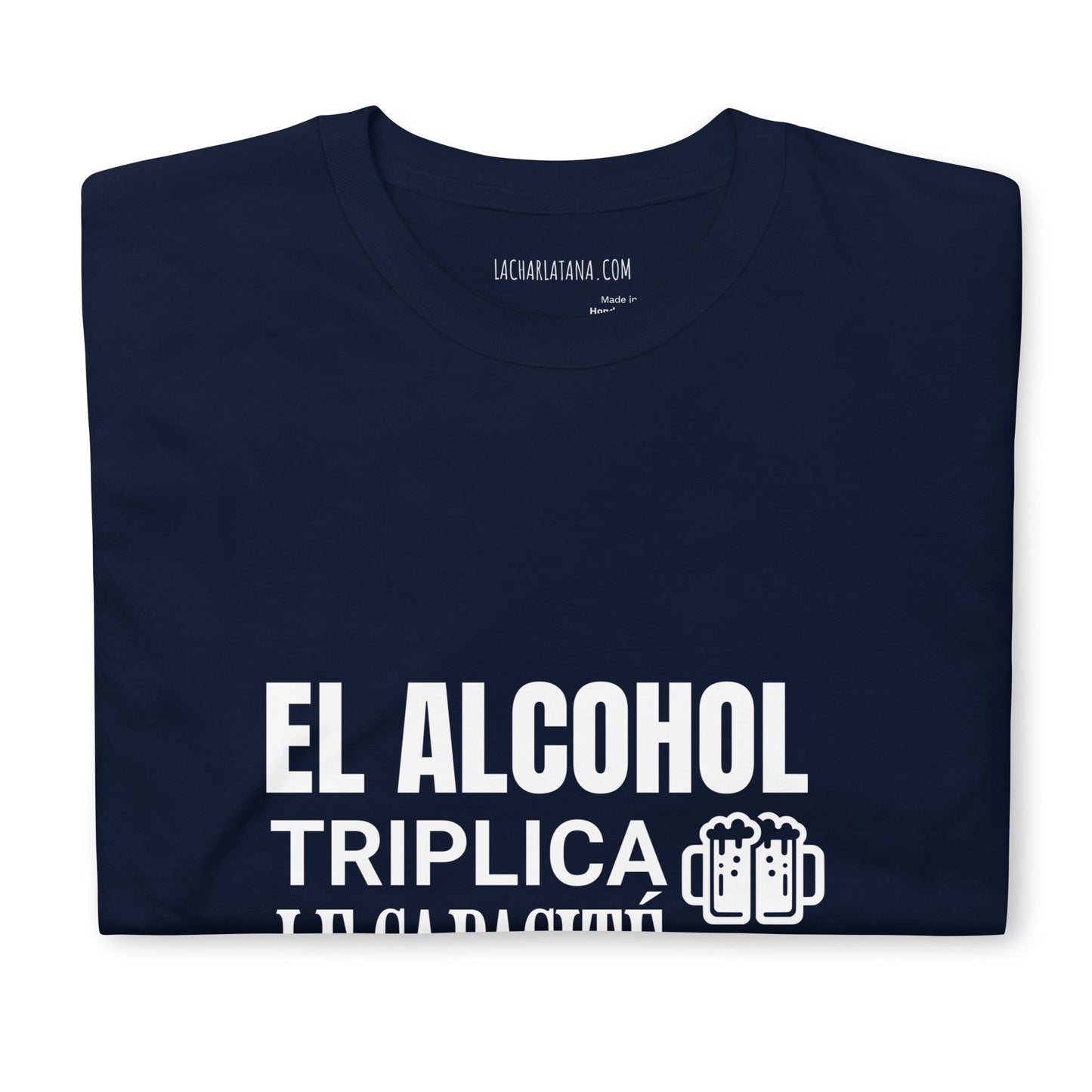 Camiseta clásica unisex: "El alcohol y los idiomas" - La Charlatana