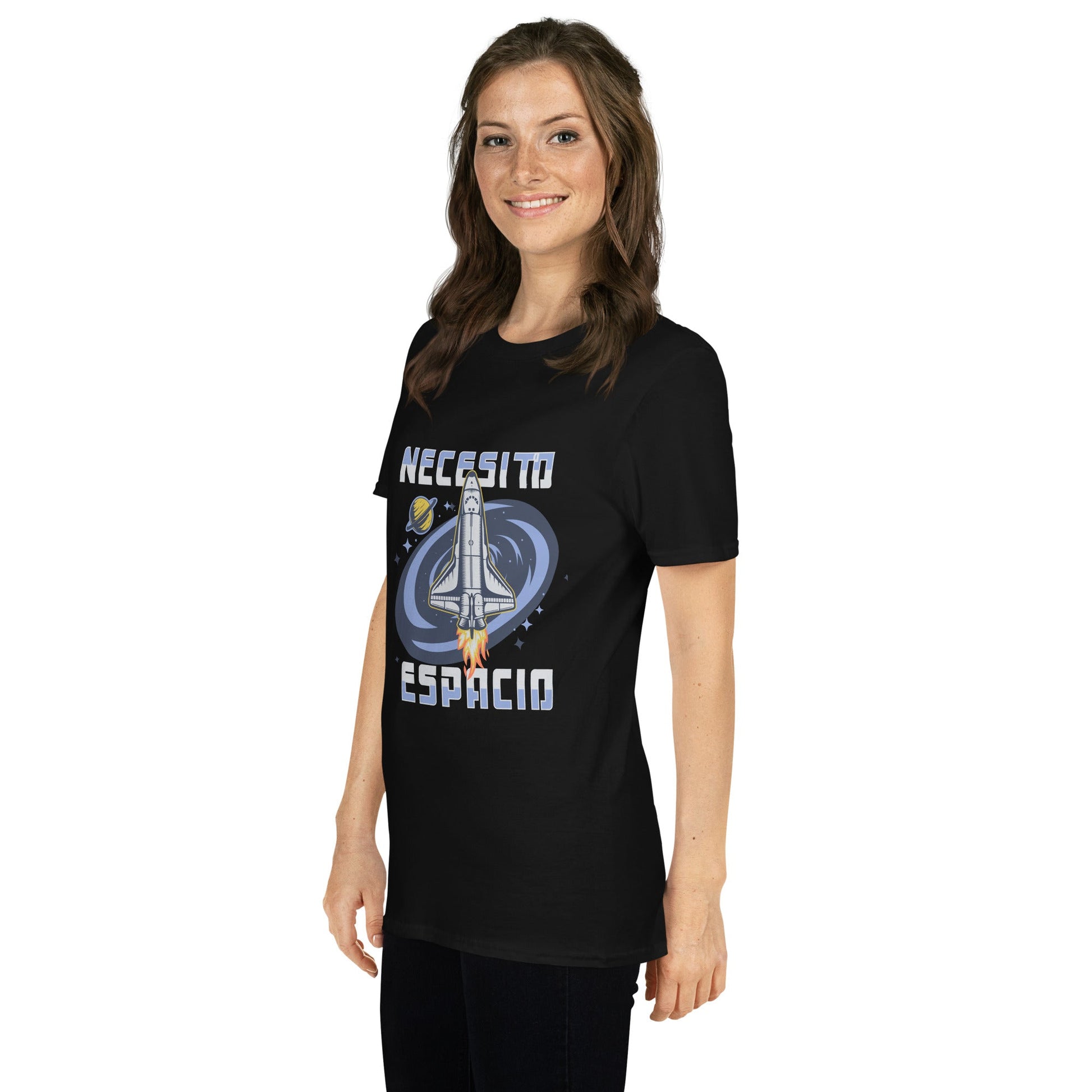 Camiseta clásica unisex: "Necesito espacio" - La Charlatana