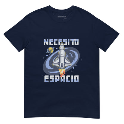 Camiseta clásica unisex: "Necesito espacio" - La Charlatana