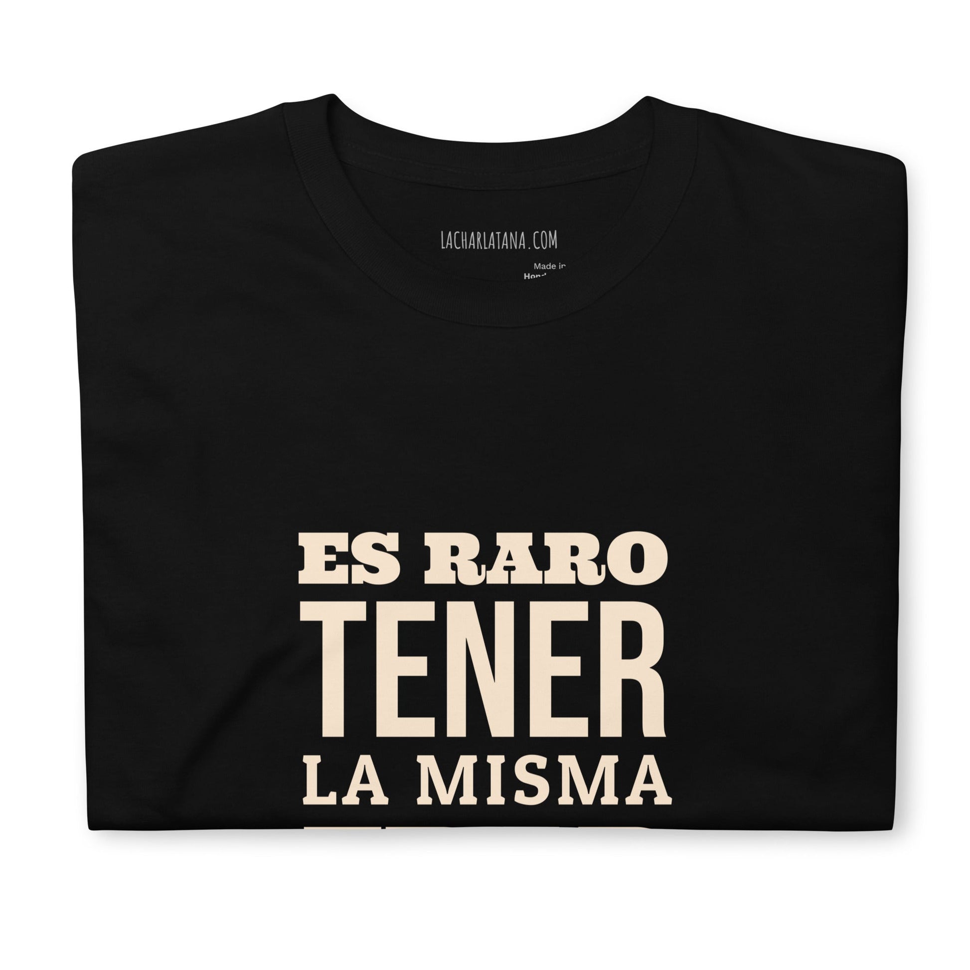 Camiseta clásica unisex: "Tener la misma edad que la gente mayor" - La Charlatana